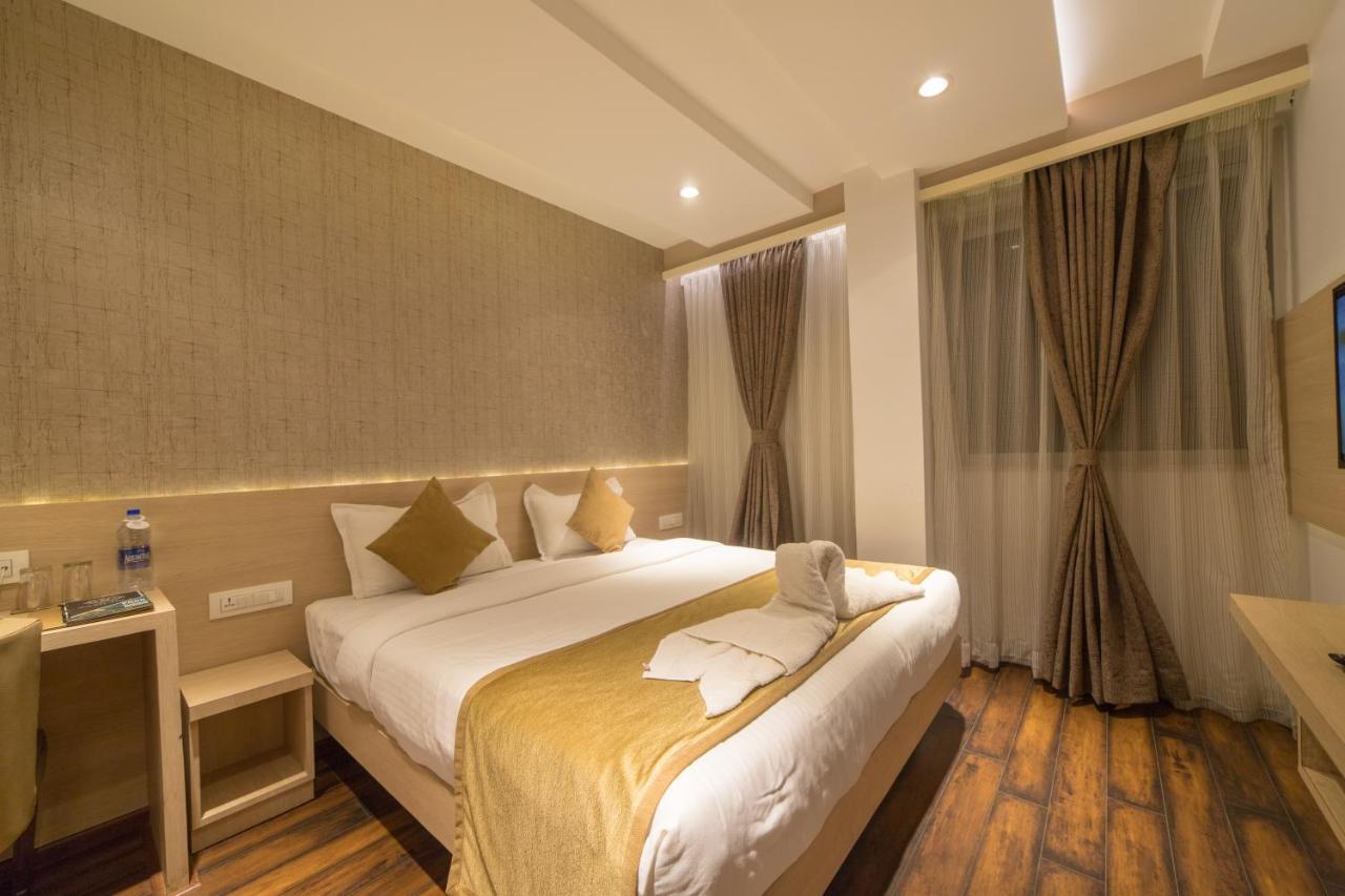Zip By Spree Hotels Samudra Белгаум Экстерьер фото